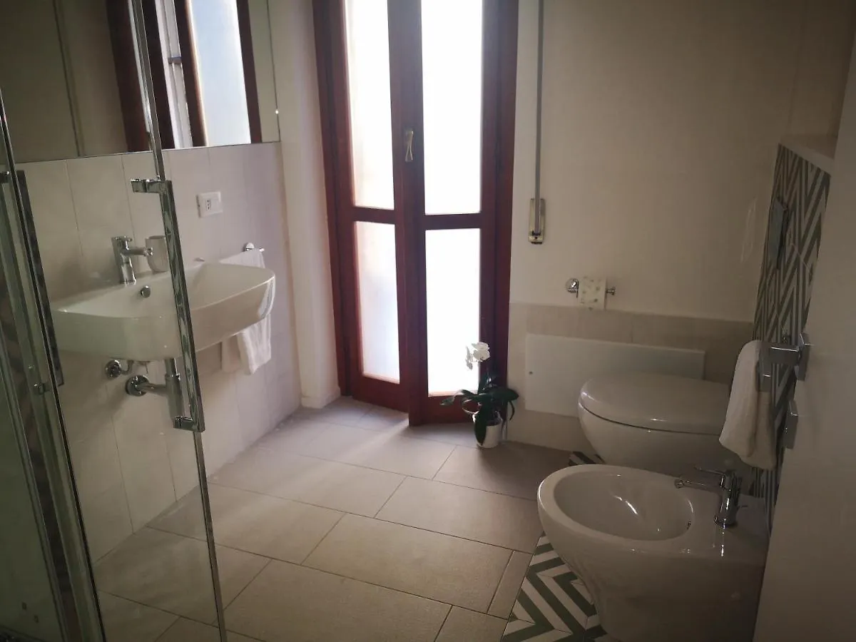 Guest house Il Giardino Di Anna - Charming Rooms In Cagliari