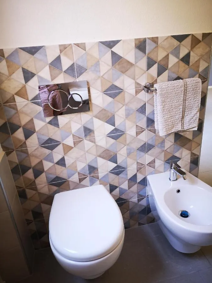 Il Giardino Di Anna - Charming Rooms In Cagliari Guest house